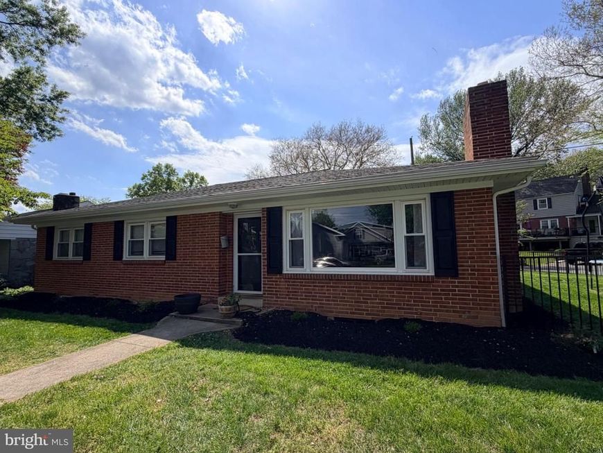 43 Oak Lane, Hershey, PA 17033 Main Photo