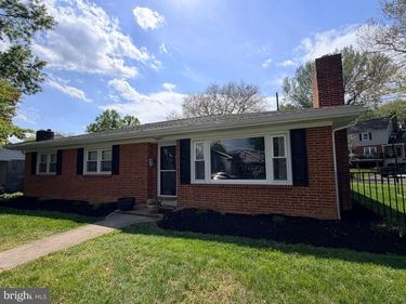 43 OAK LANE, HERSHEY, PA 17033
