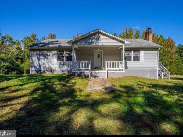 9001 STAGE COACH ROAD, NATHALIE, VA 24577