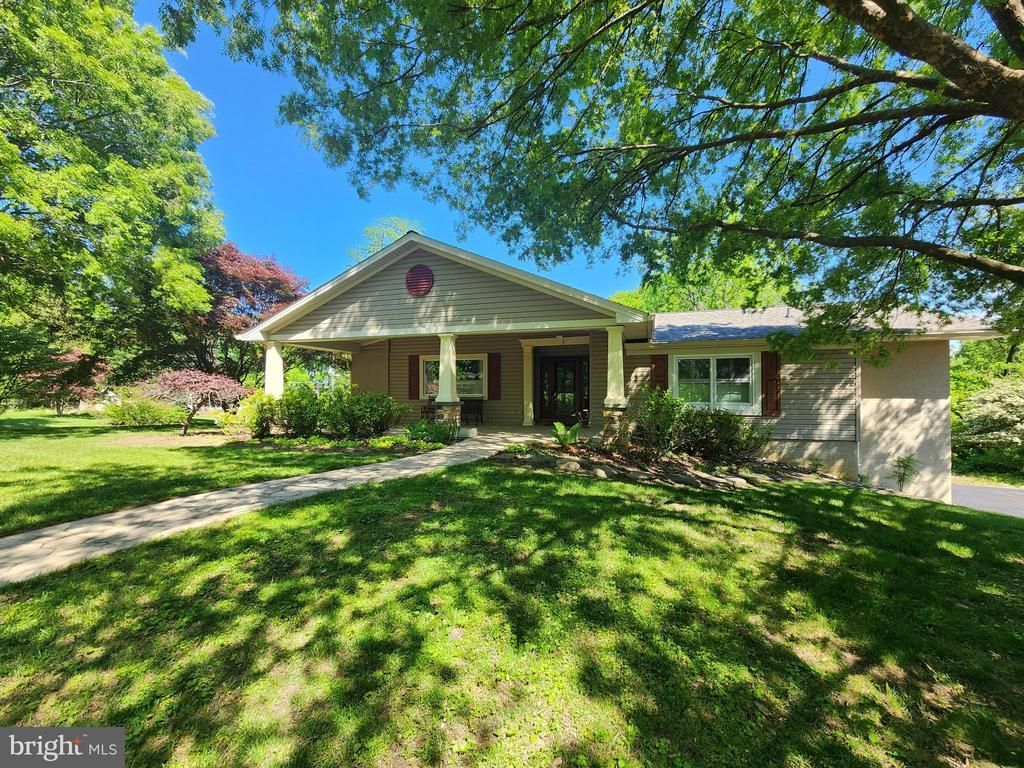 9047 Dunloggin Road, Ellicott City, MD 21042 Main Photo