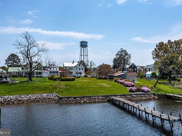 742 MAIN STREET, REEDVILLE, VA 22539