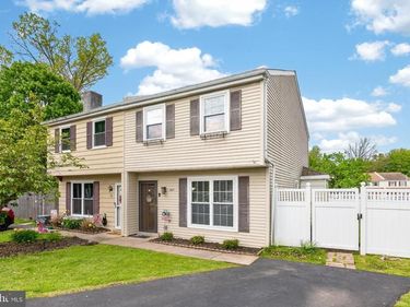 8 ELWOOD COURT, QUAKERTOWN, PA 18951