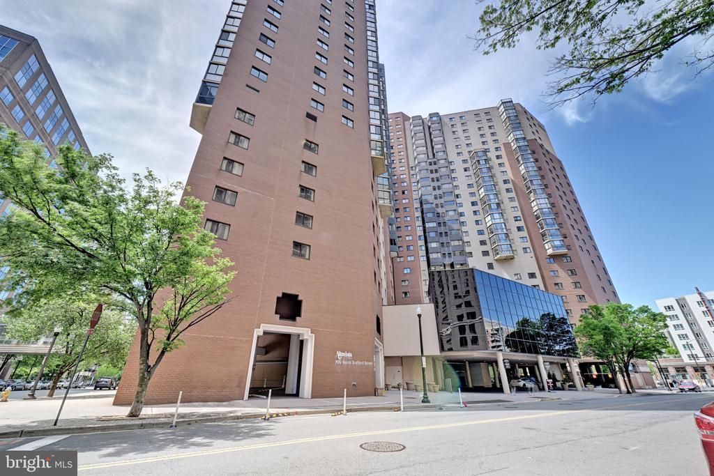 900 N Stafford Street, Unit 1101, Arlington, VA 22203 Main Photo