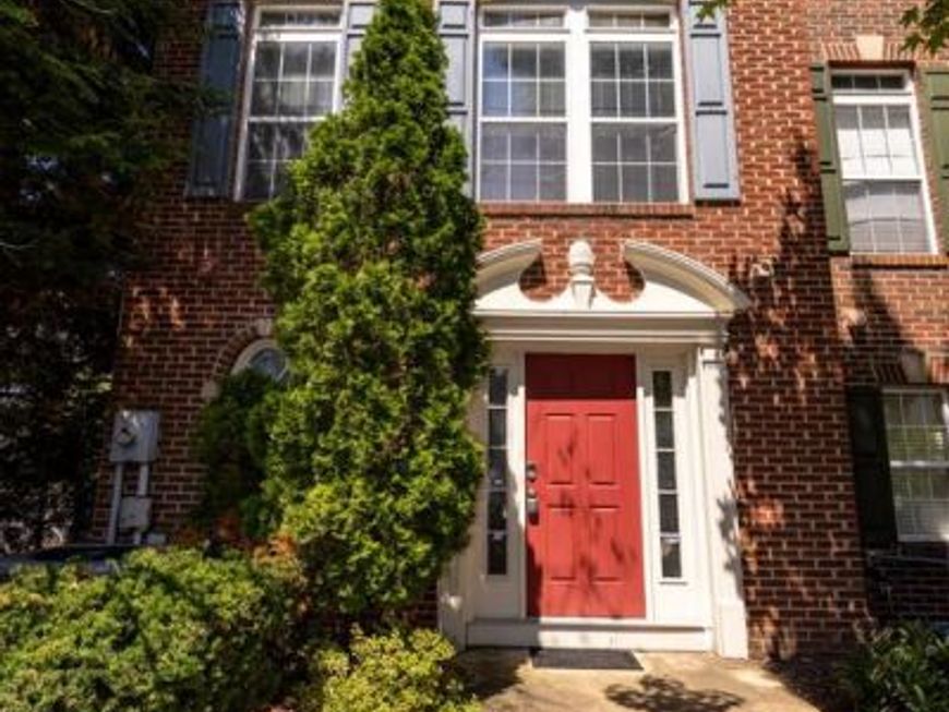 5821 Pearson Lane, Alexandria, VA 22304 Main Photo