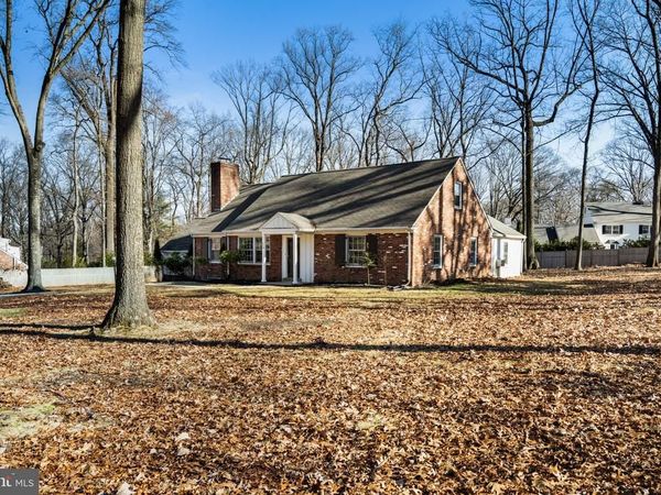 310 PINE TREE ROAD, WAYNE, PA 19087