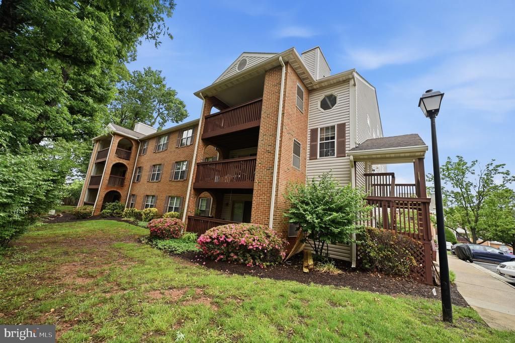 8909 SUGARWOOD LANE, MANASSAS, VA 20110
