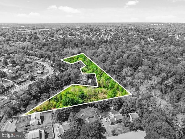 386 E DUTTON MILL ROAD, BROOKHAVEN, PA 19015