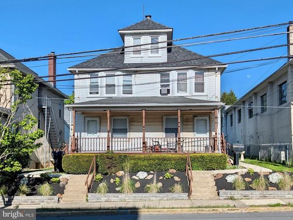 1083-1085 MAIN STREET, HELLERTOWN, PA 18055