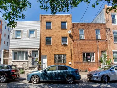 917 ELLSWORTH STREET, PHILADELPHIA, PA 19147
