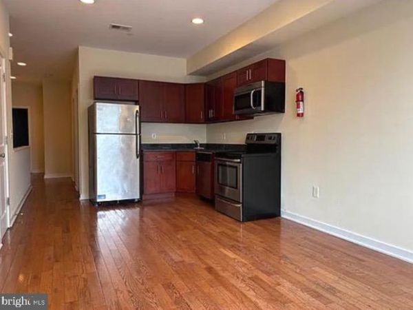 332 N 41ST STREET, PHILADELPHIA, PA 19104
