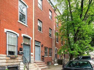 37 N PRESTON STREET, PHILADELPHIA, PA 19104
