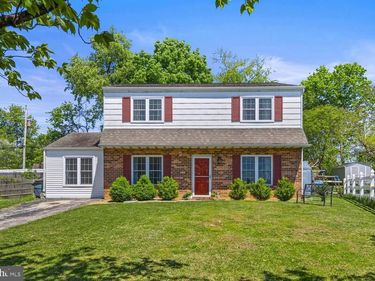 4 DEVON CIRCLE, PAOLI, PA 19301