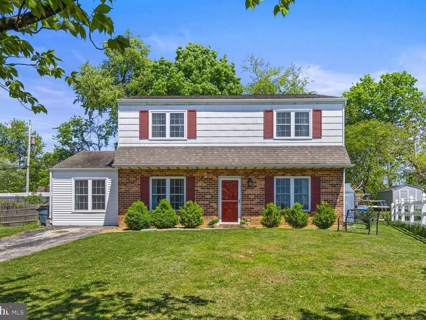 4 Devon Circle, Paoli, PA 19301 Main Photo