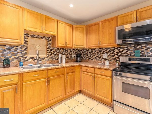 2525 N FRONT STREET, PHILADELPHIA, PA 19133