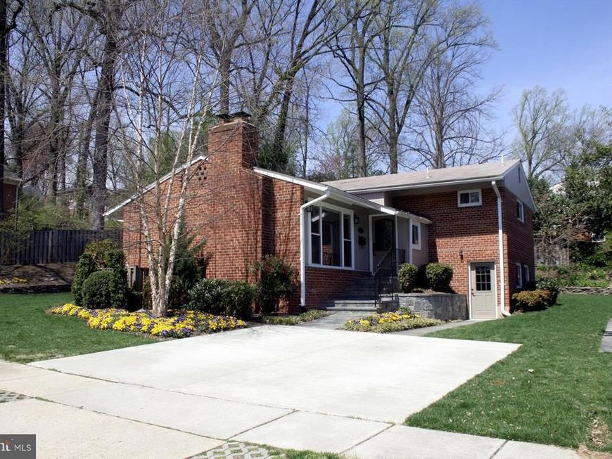 5103 Danbury Road, Bethesda, MD 20814 Main Photo