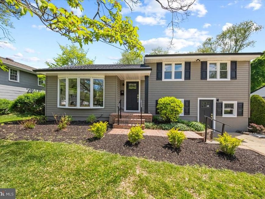 153 Valley Run Drive, Cherry Hill, NJ 08002 Main Photo