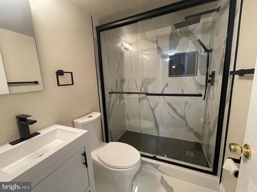 6139 LEESBURG PIKE, Unit 107, FALLS CHURCH, VA 22041
