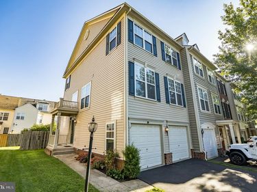 9240 CASCADE FALLS DRIVE, BRISTOW, VA 20136
