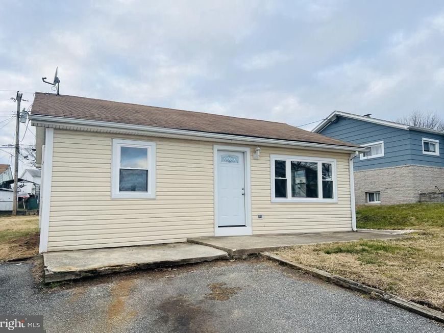 34 Compass Road, Middle River, MD 21220 Main Photo