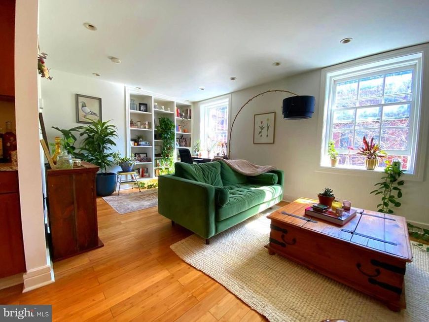 1205 Spruce Street, Unit 5, Philadelphia, PA 19107 Main Photo