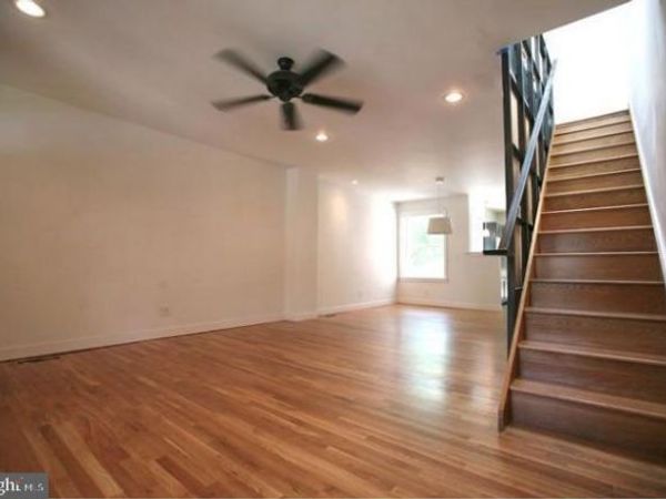 469 W HARVEY STREET, PHILADELPHIA, PA 19144