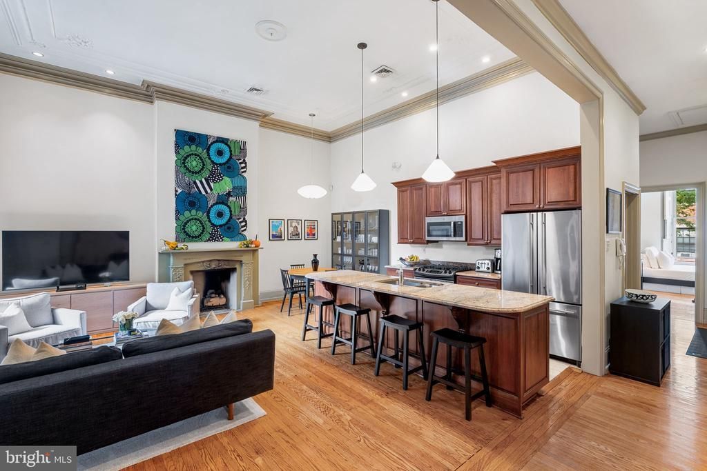 1714 Spruce Street, Unit 3, Philadelphia, PA 19103 Main Photo
