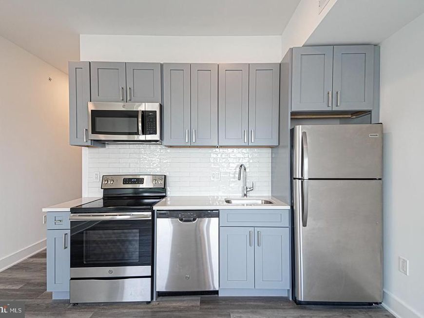 1524 South Street, Unit 403, Philadelphia, PA 19146 Main Photo
