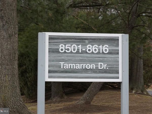 8612 TAMARRON DRIVE, PLAINSBORO, NJ 08536