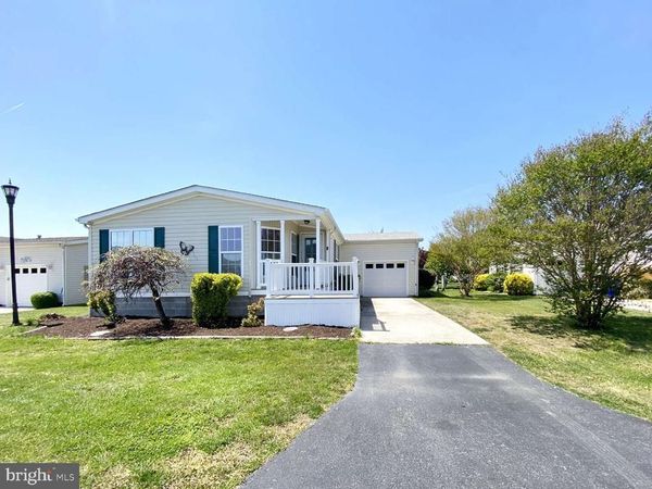 4 MAYFAIR LANE, LEWES, DE 19958