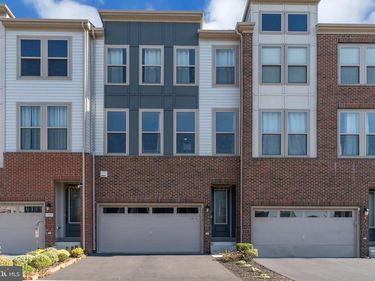 24510 LAUREL THICKET TERRACE, STERLING, VA 20166