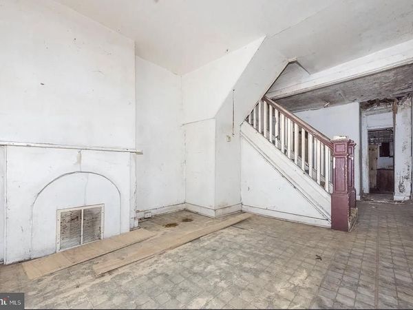 2104 E HOFFMAN STREET, BALTIMORE, MD 21213