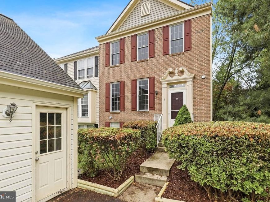 8 Winter Garden Court, Olney, MD 20832 Main Photo