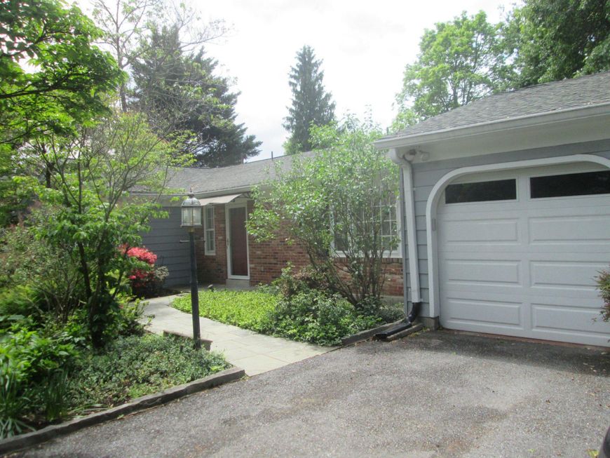14 Cherbourg Court, Potomac, MD 20854 Main Photo