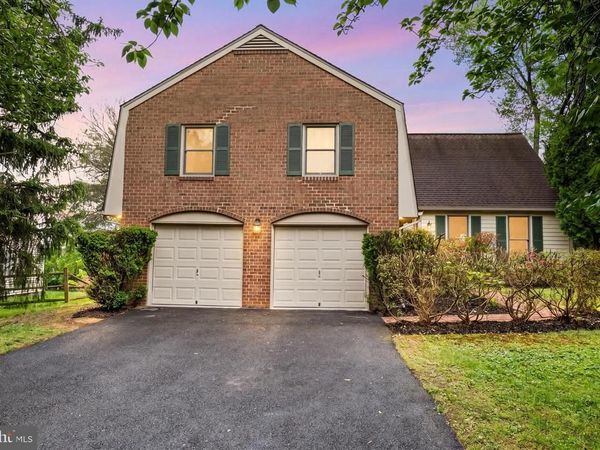 10 DELLCASTLE COURT, GAITHERSBURG, MD 20886