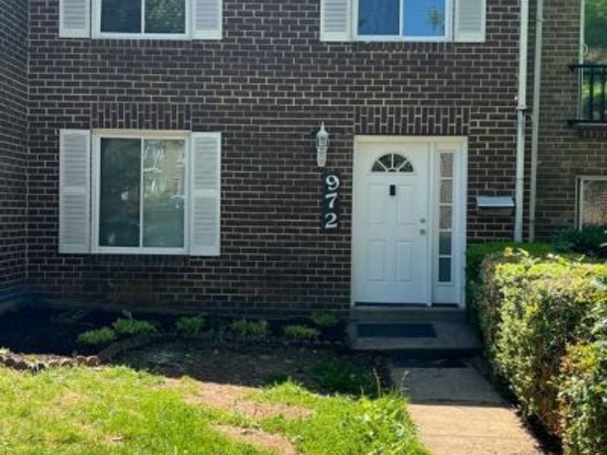 972 W Side Drive, Unit 21-F, Gaithersburg, MD 20878 Main Photo