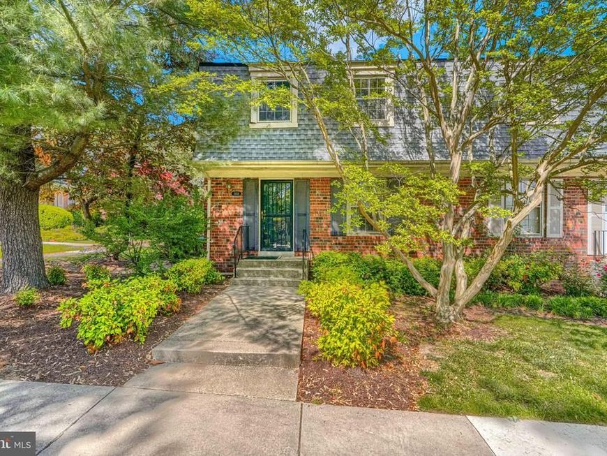 5958 Westchester Park Drive, College Park, MD 20740 Main Photo