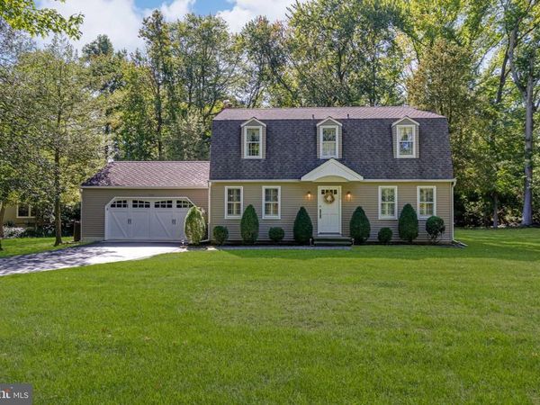 720 MAPLE COURT, MOORESTOWN, NJ 08057