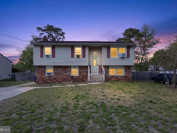 103 CHEROKEE DRIVE, BROWNS MILLS, NJ 08015