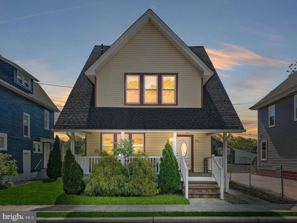 176 LEEDS PLACE, WOODBURY, NJ 08096