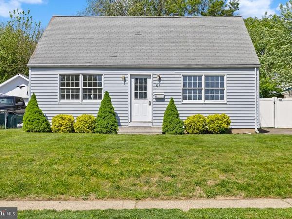 87 PENNWOOD DRIVE, TRENTON, NJ 08638