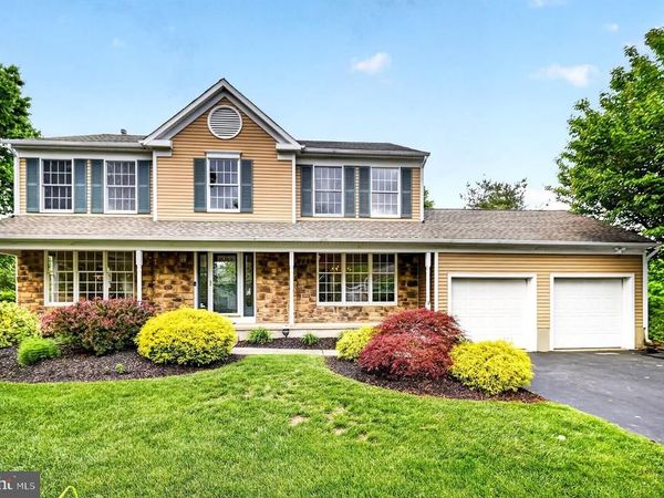 92 BRADFORD LANE, PLAINSBORO, NJ 08536