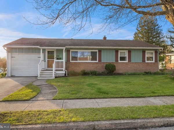 606 FAIRVIEW AVENUE, GETTYSBURG, PA 17325