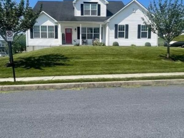 35 ADAMS ROAD, LEESPORT, PA 19533