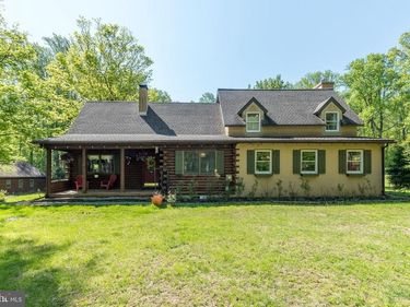 1502 MISSION ROAD, QUAKERTOWN, PA 18951