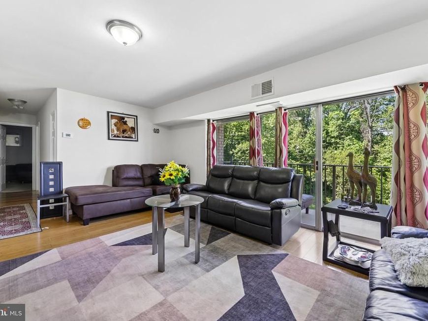 5215 Newton Street, Unit 202, Bladensburg, MD 20710 Main Photo