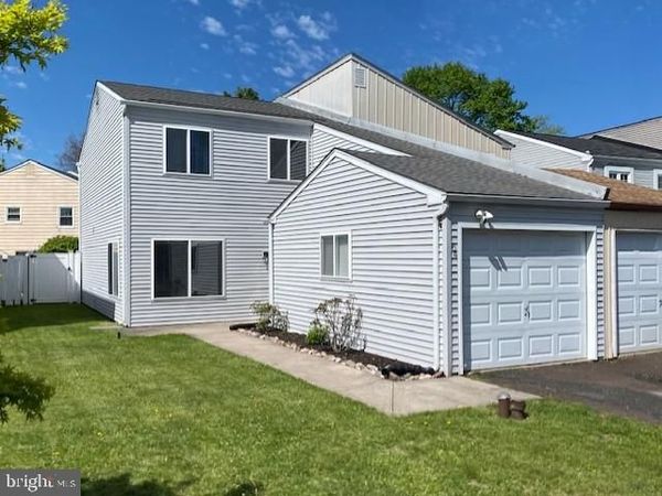 64 PENNINGTON LANE, QUAKERTOWN, PA 18951