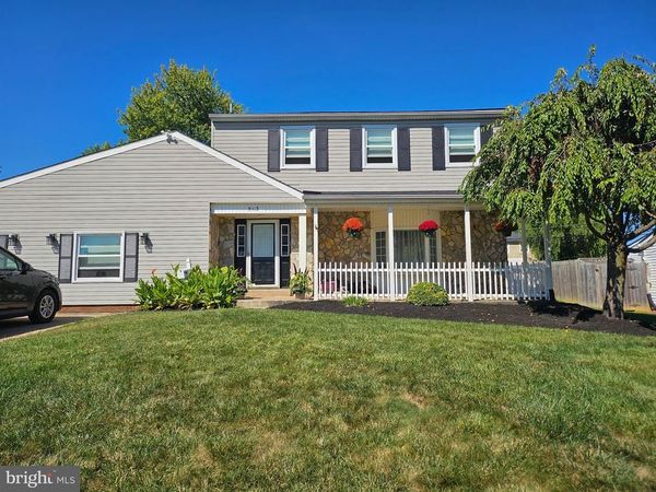 513 VALMORE ROAD, FAIRLESS HILLS, PA 19030