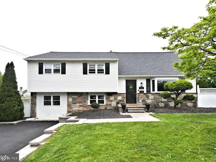 712 Ivyland Road, Warminster, PA 18974 Main Photo
