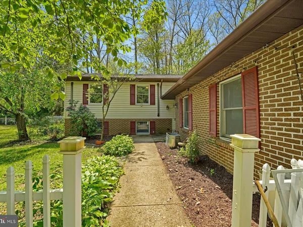 202 PICKWICK AVENUE, STATE COLLEGE, PA 16803