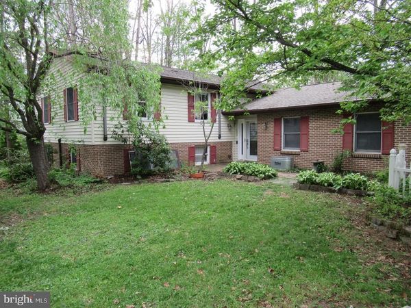202 PICKWICK AVENUE, STATE COLLEGE, PA 16803